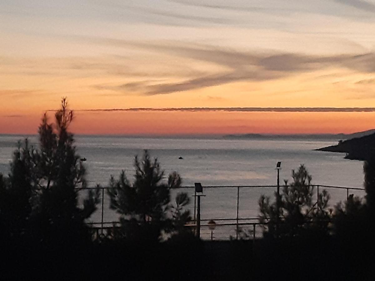 Soula'S Sunshine Big Apartment Nea Karvali Zewnętrze zdjęcie